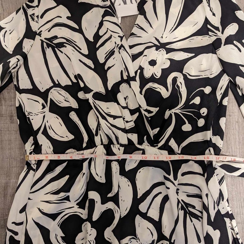 Zara Black and Cream Floral Wrap Jumpsuit - Picture 13 of 14